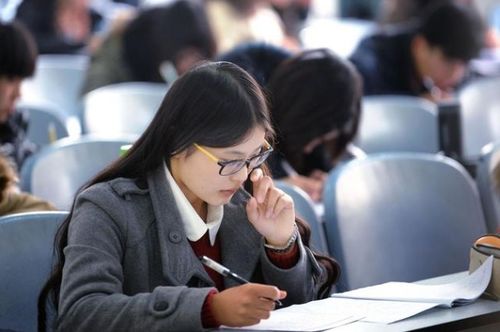 四六級(jí)成績(jī)查詢時(shí)間官宣！準(zhǔn)考證丟失應(yīng)對(duì)指南與未來(lái)備考提醒